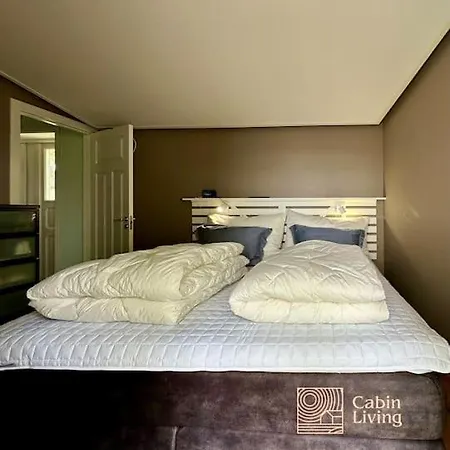 In With Unique View, Jacuzzi And Boat Space * Kragero