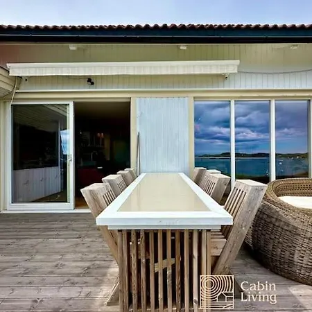 In With Unique View, Jacuzzi, Boat Space & Outdoor Kitchen ヴィラ Kragerø